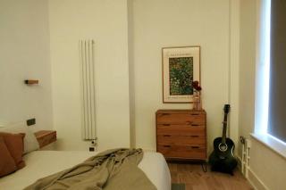 Stylish city-centre apartment with balcony - Liverpool - 4