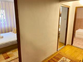 JAD - Familiy 4 Rooms Apartment - Near forest and Historic Center - Racadau - Braşov - 3
