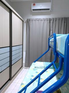 YK Homestay - Kulai - 7