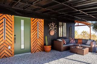 Black Moon Ranch - Flamingo Heights - 1