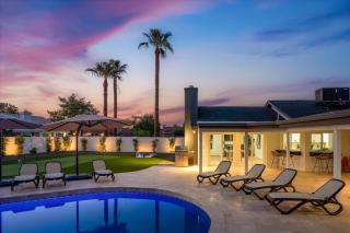 The Twilight Tropics - Phoenix - 8