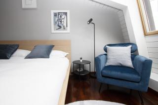 Penthouse with Patio & 2 Baths, 10 Min to Duomo - 5