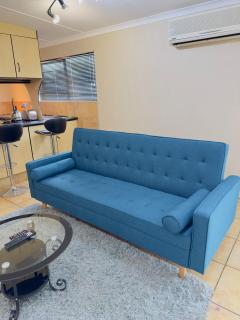Apartment on Liddiard - East London - 4