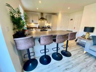 Chester House, Hampton Water 3 bed by Belmont Places - 7