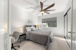Luxurious fairway condo resort country club - Palm Desert - 5