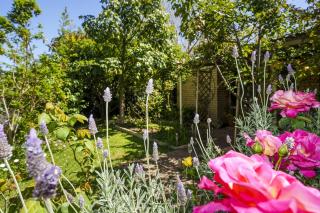Secret Garden Cottage Busselton - Busselton - 5