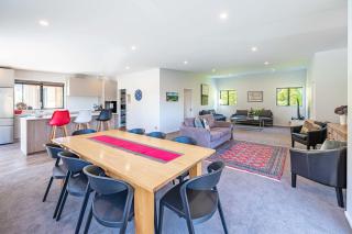 Elevated Mountain Views - Wanaka - 5