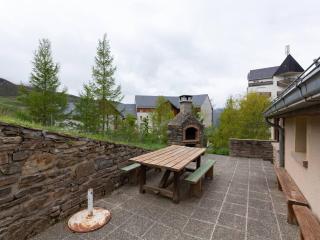 Chalet Duplex à Peyragudes – 3 Chambres, Cheminée, Terrasse, Près des Sentiers et Télécabine - FR-1-695-38 - Germ - 6