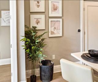 Serenity In The City 1104 - 6