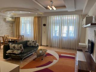 Cozy apartment in the city center - Baku - 6