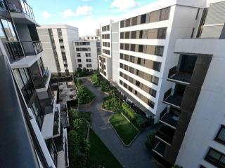 High Floor Skyline view 2Br close2Olympic park - Sidney - 9