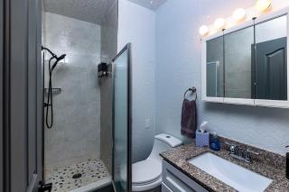 LakeView Home Minute From New Launch With Pool And Spa - 5