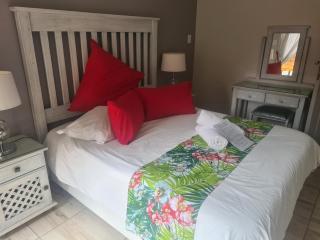 Royal Villa Guesthouse - 1