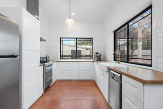 Super House, Super Host - Kalgoorlie - 8