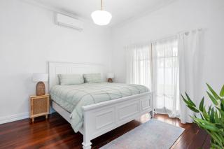 Super House, Super Host - Kalgoorlie - 5