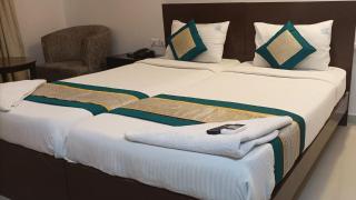 The Townhall (Unit of Prohotel) - Chennai - 9