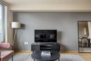 Queen Anne 1br w gym wd nr Space Needle SEA-579 - 8