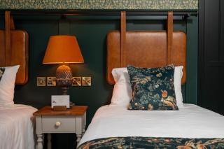 Ethorpe Hotel by Chef & Brewer Collection - Gerrards Cross - 2