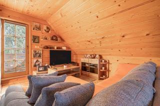 Log Cabin Forest Fairy and Log Cabin Native - Happy Rentals - Podčetrtek - 8