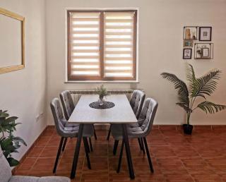 Apartman Central Square - Gospić - 3