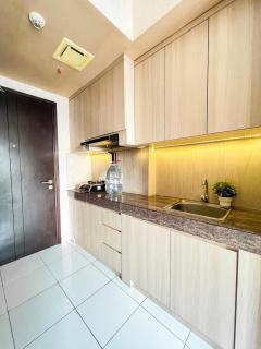 Warmth in Every Corner Cozy Studio Casa De Parco - South Tangerang - 4