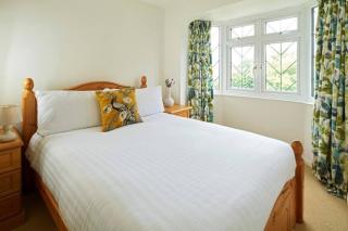 BOURNECOAST: FIRST FLOOR FLAT WITH GARDEN - FM8369 - 3