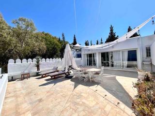The CLIFF 2 - La Marsa - 9