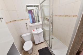 Pokój w apartamencie dwupokojowym ze współdzieloną kuchnią i łazienką - Gdynia - 2