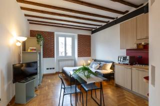 Pit Stop - Navigli Studio - Milan - 9