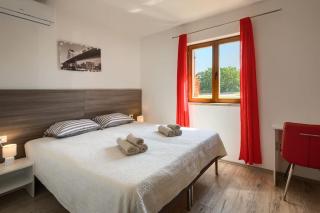 Activity villa Gita with pool and grill in Tinjan - Tinjan - 2