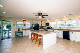 Commander - Edisto Island - 3
