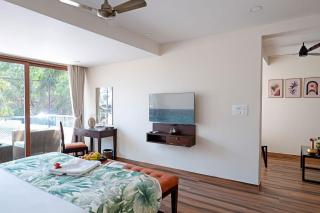 StayVista at Sapphire Sands with Pvt Pool & Jacuzzi - Siolim - 3