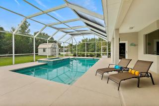 Canal Waterfront Home with Private Pool - Palm Coast - 9