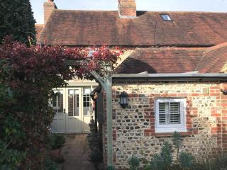 Angel Cottage Cozy Nook - Boxgrove - 0
