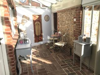 Angel Cottage Cozy Nook - Boxgrove - 7