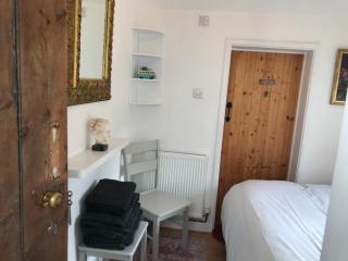 Angel Cottage Cozy Nook - Boxgrove - 2