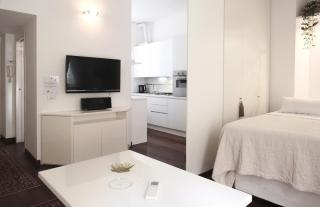 ComeCasa Flowery Terraced Apartment - Milan - 9