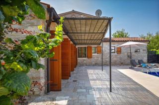 Rustic villa Nonna Lucia with pool in Groznjan - Boškari - 5