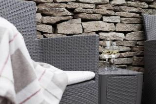 Cosy Cotswolds cottage with strong WiFi and self check in service - - 3