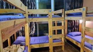 Hostel At Regalia Sky Pool - 3