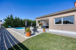 Villa Rita with Private Pool - Tinjan - 6