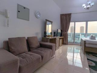 StoneTree - Furnished Studio in Peaceful Location - Dubai - 8