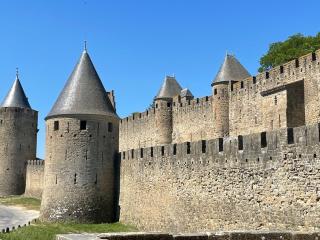 Le Taurillou - - 2