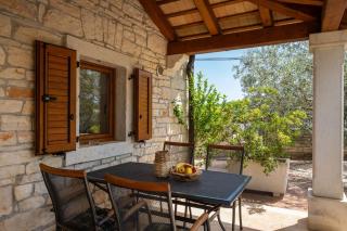 Rustic villa Casa Mate with 2 bedrooms in Tinjan - Kringa - 8