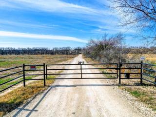 Right Turn Ranch - Martindale - 3