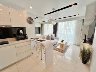 At Home 1 Bed in CCR Condominium - 5