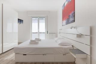 Cagnola Cozy Apartament with Balcony - Milan - 9