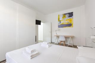 Cagnola Cozy Apartament with Balcony - Milan - 3