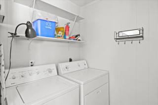 Beachy Getaway - Cozy and Secluded Lodge Home - 4