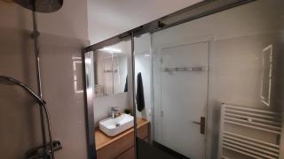 Sunny Mercury - Room in Apartment - Cannes - 1